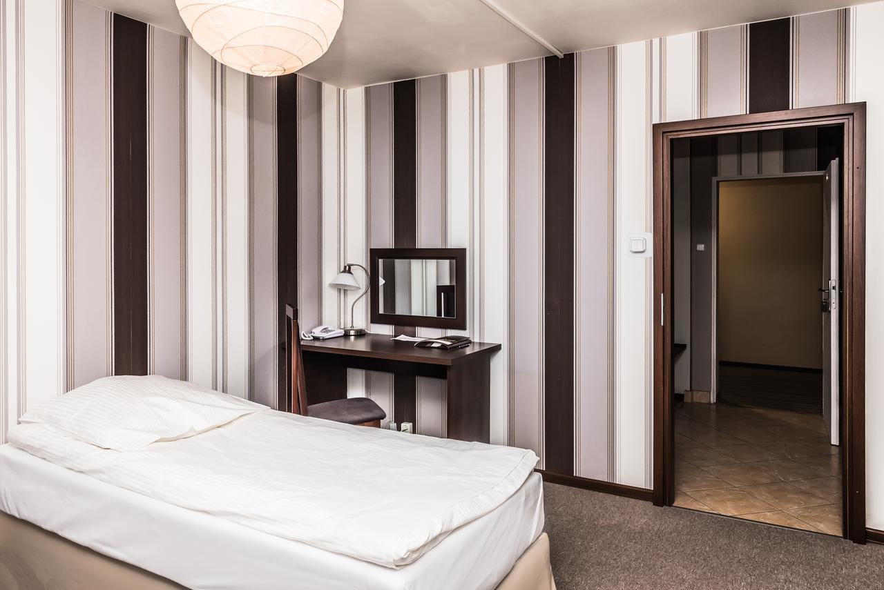 Four Points By Sheraton Βρότσλαβ Εξωτερικό φωτογραφία